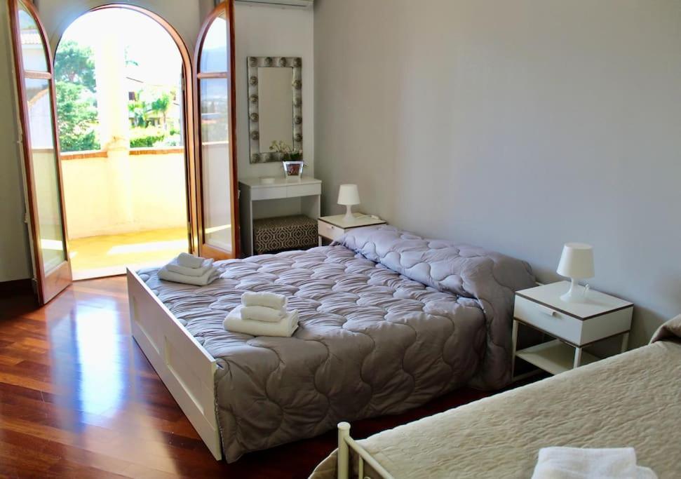 Villa Don Ciccio Sea House à Villagrazia Di Carini Extérieur photo